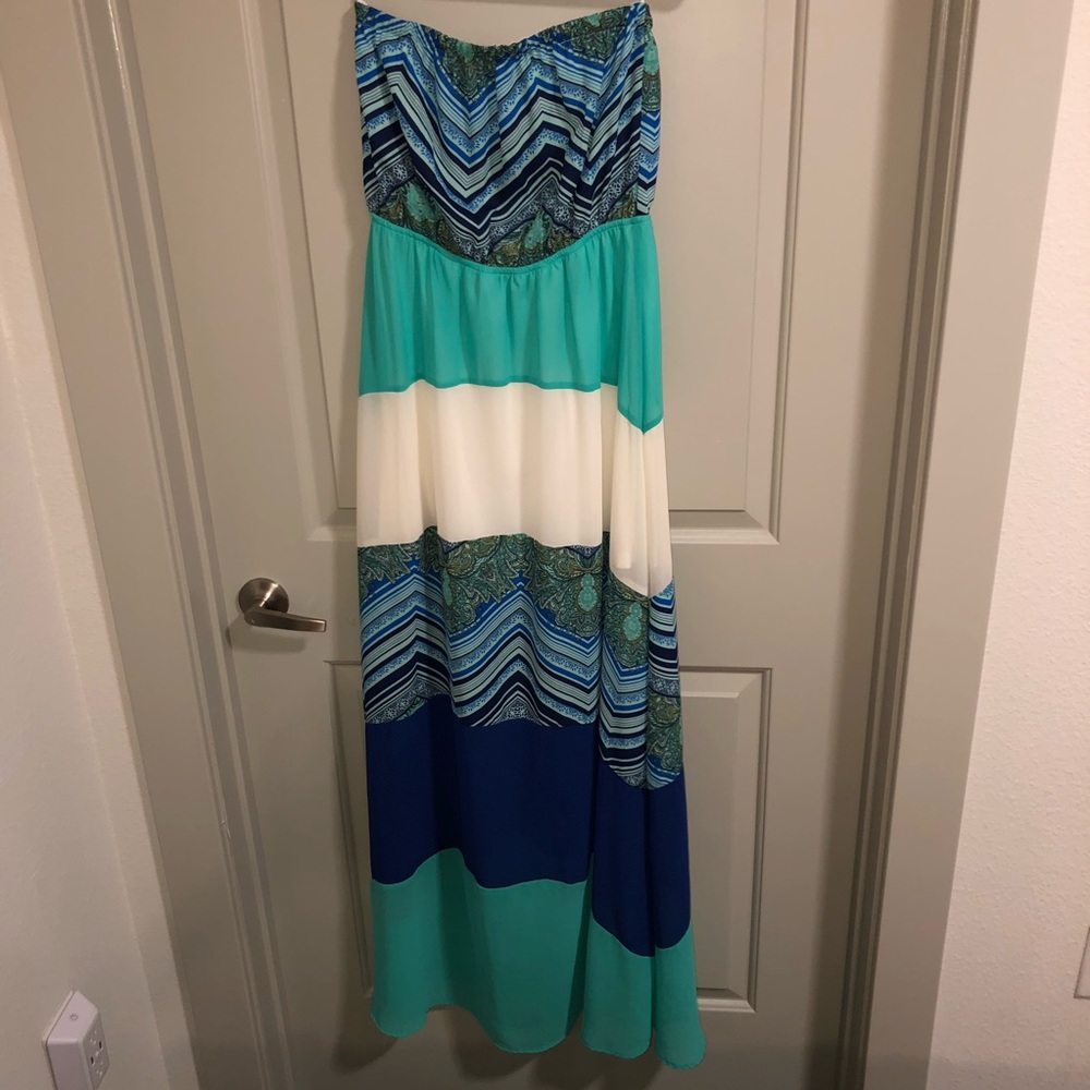Xtaren maxi dress size L